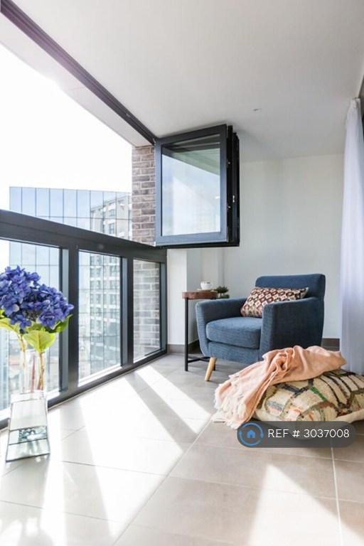 Apartment in London - View 5
