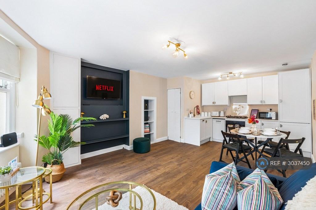 Apartment in Brighton - View 2