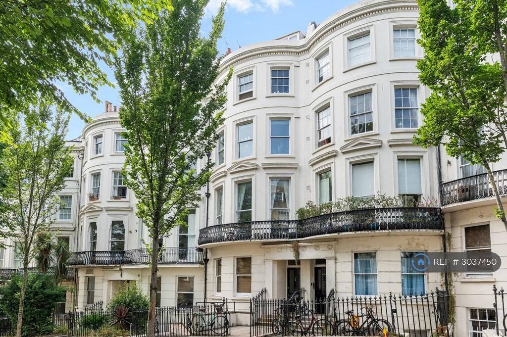 Apartment in Brighton - View 3