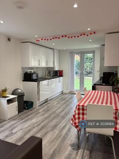 3 bedroom flat to rent, Pemberton Road, London, N4