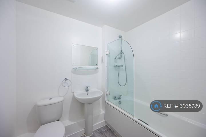 Apartment in London - View 3