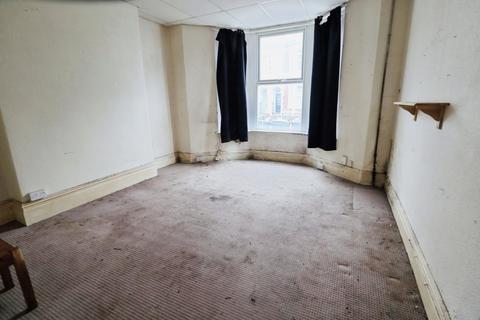 4 bedroom terraced house for sale, Claude Road, Cardiff, CF24