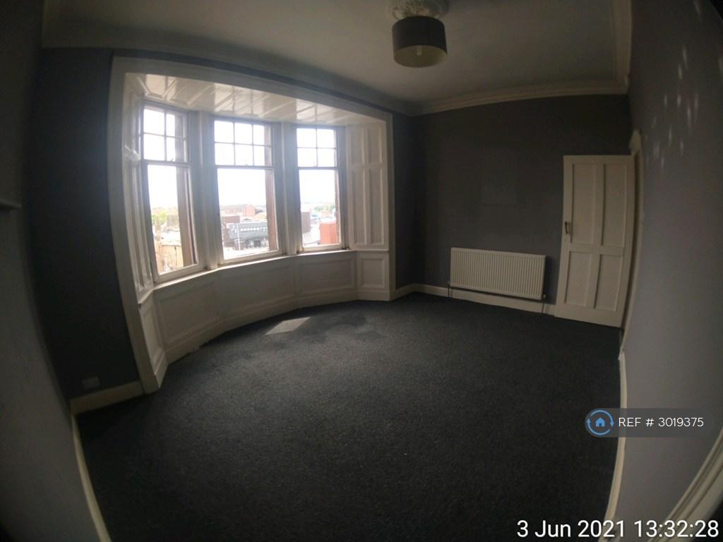 Apartment in Glasgow - View 2