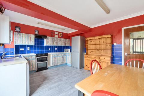 undefined, Windermere Close, Staines, TW19 7RW