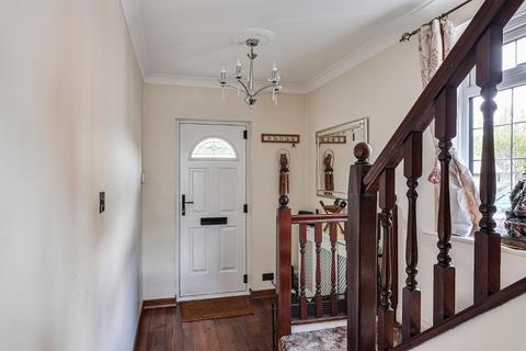 undefined, South Croydon CR2