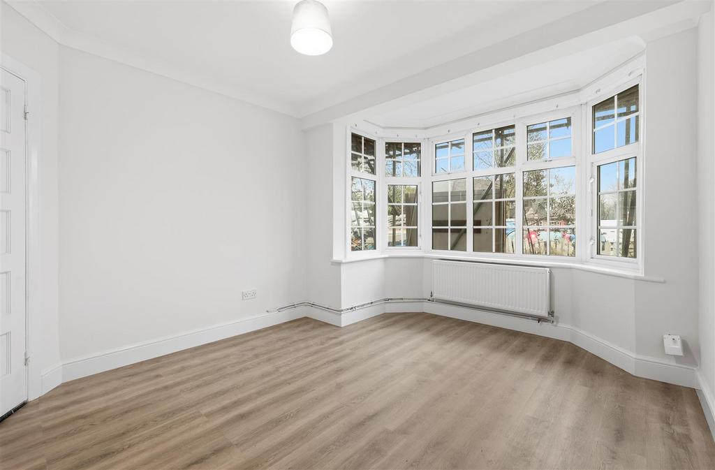 House in Twickenham - View 2