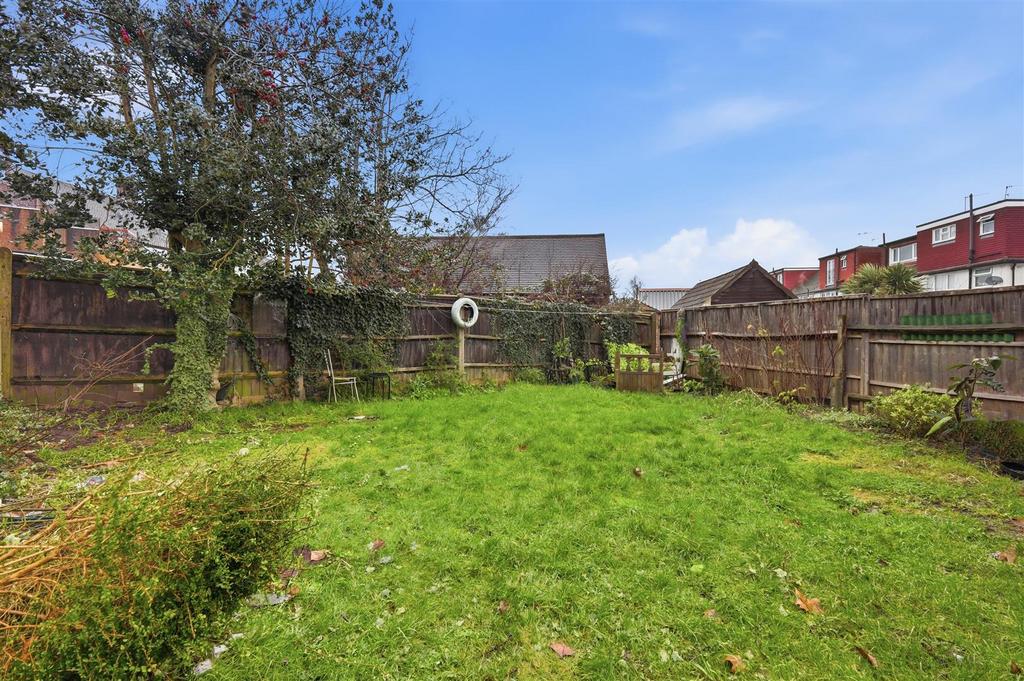 House in Twickenham - View 4
