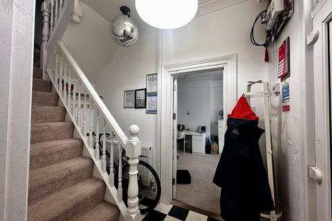 4 bedroom end of terrace house for sale, Osborne Terrace, Swansea SA2