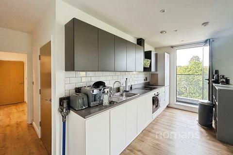 undefined, Farnborough Road, Farnborough, Hampshire