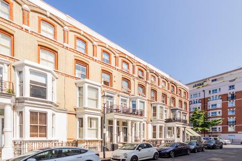Studio to rent, 8 Cheniston Gardens, London W8