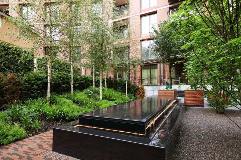 Apartment in London - View 2