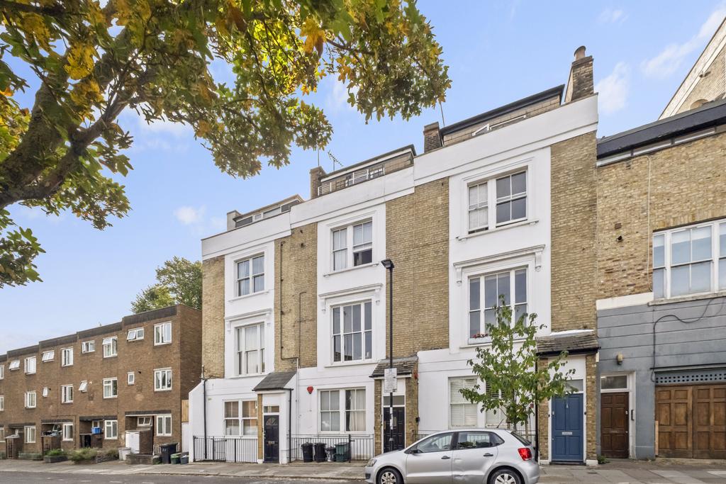 Apartment in London - View 3