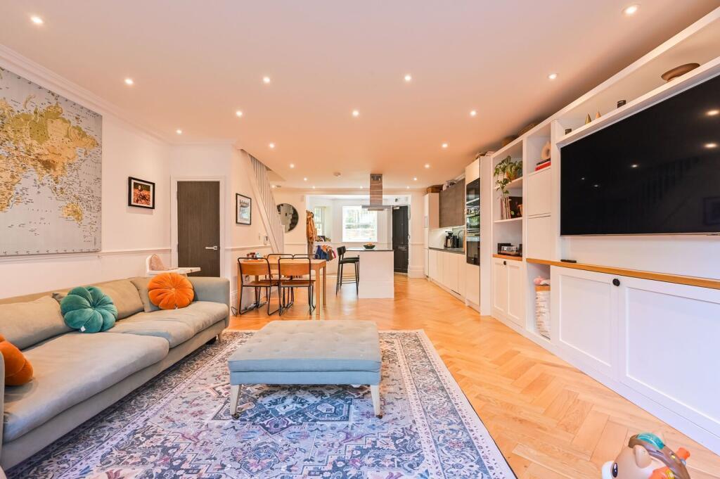 House in London - View 3