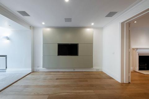5 bedroom end of terrace house for sale, Stratford Road, London, W8
