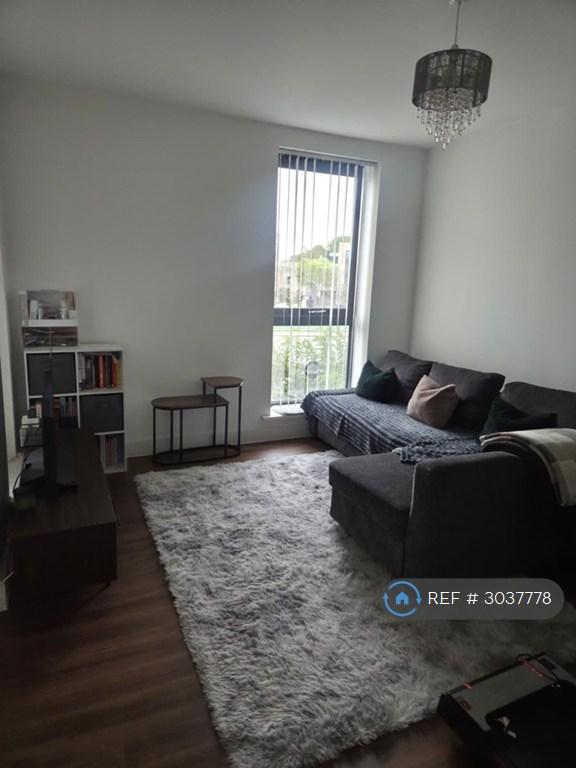 Apartment in Cambridge, Trumpington - View 2