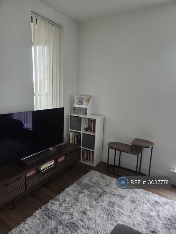 Apartment in Cambridge, Trumpington - View 5