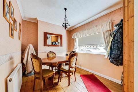 2 bedroom terraced house for sale, Ford Street, Swindon