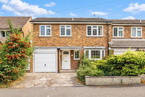 Overton Road, South Sutton, SM2
