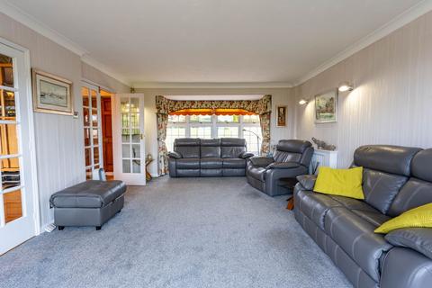 4 bedroom detached bungalow for sale, Abbotts Close, Rochester, ME1