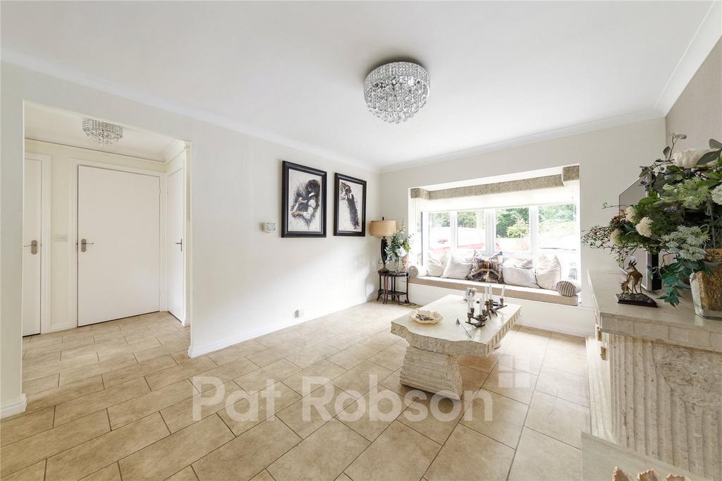 Apartment in Newcastle Upon Tyne - View 3