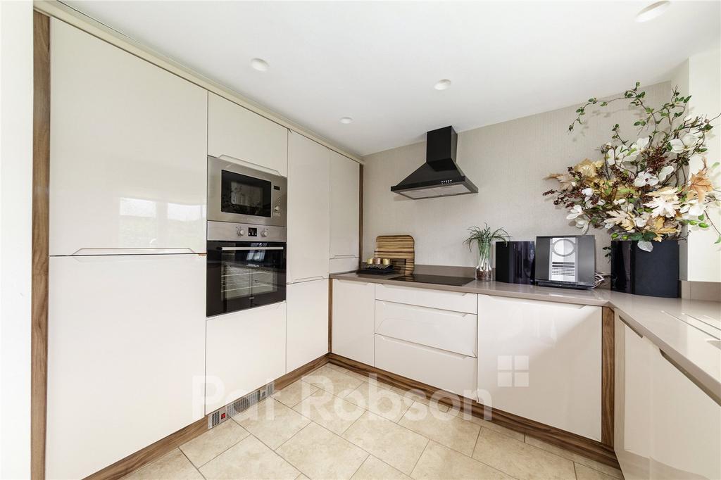 Apartment in Newcastle Upon Tyne - More