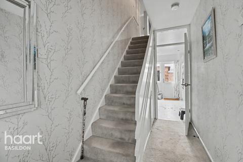 3 bedroom terraced house for sale, Great Knightleys, Basildon