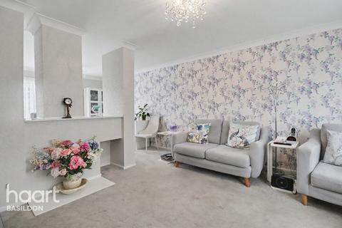 3 bedroom terraced house for sale, Great Knightleys, Basildon