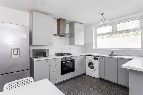 3 bedroom maisonette for sale, Gough Walk, Poplar, E14