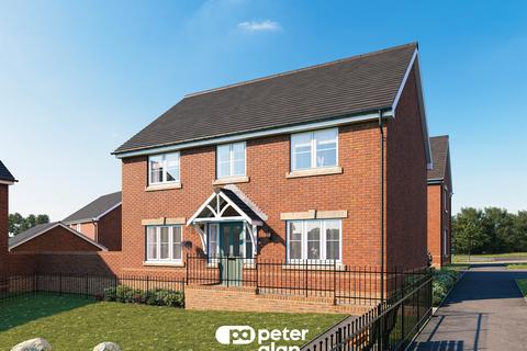 4 bedroom detached house for sale, Glan Llyn, Tredegar