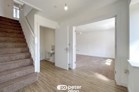 4 bedroom detached house for sale, Glan Llyn, Tredegar