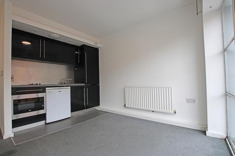 Studio to rent, Bath Road, Kettering, Northamptonshire, NN16