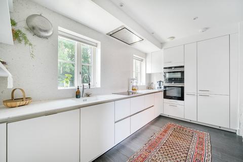3 bedroom terraced house to rent, Union Street, Winchester, Hampshire, SO23