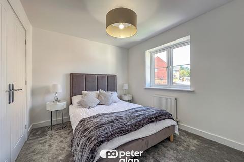 3 bedroom detached house for sale, Glan Llyn, Tredegar