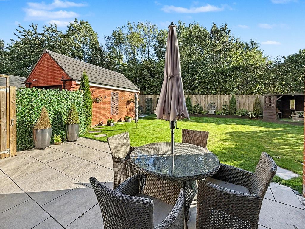 House in Derbyshire Dales, Ashbourne - View 2
