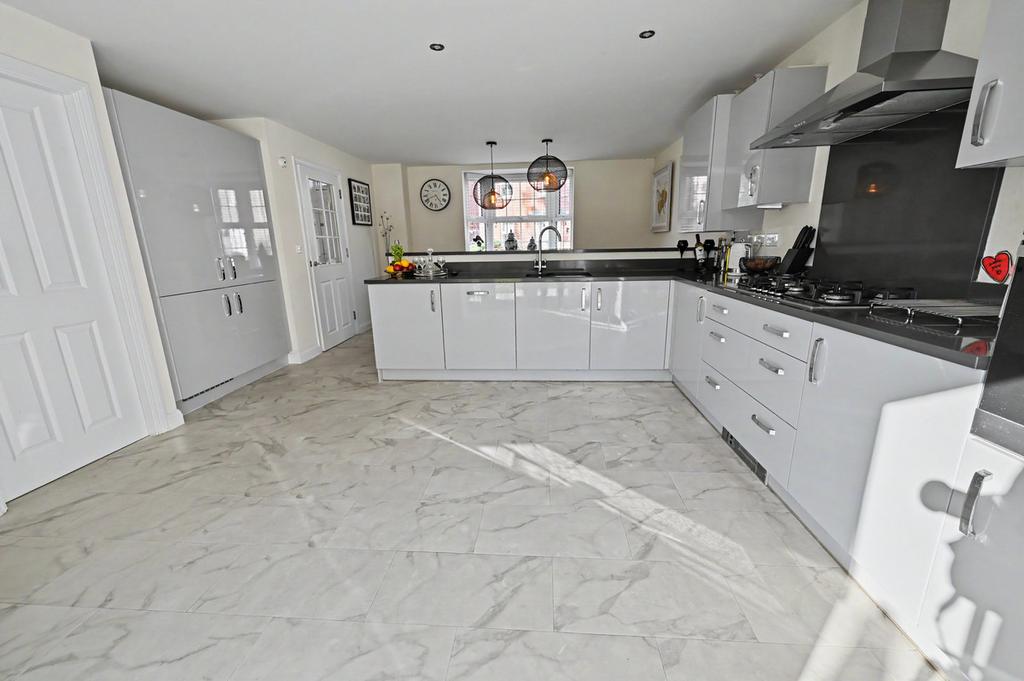 House in Derbyshire Dales, Ashbourne - View 4