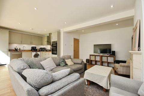 undefined, Silverthorne Close, Rochford, SS4