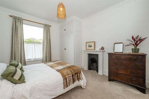 undefined, Ranelagh Road, Ealing, W5