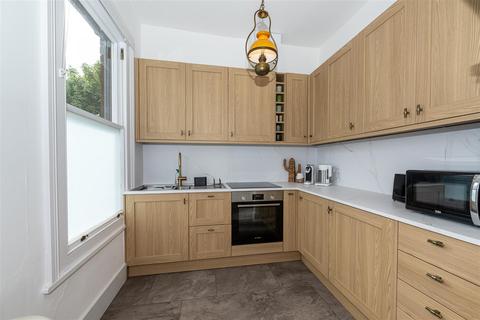 undefined, Ranelagh Road, Ealing, W5
