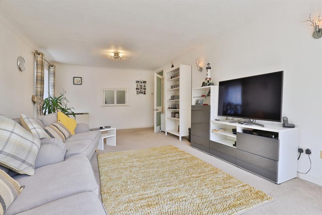 Apartment in Bournemouth - View 3