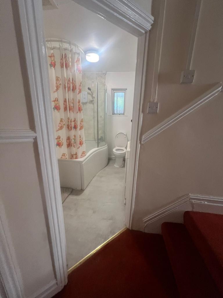 House in Cardiff - View 5