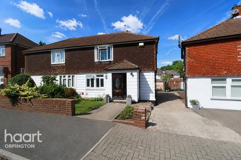Maxwell Gardens, Orpington