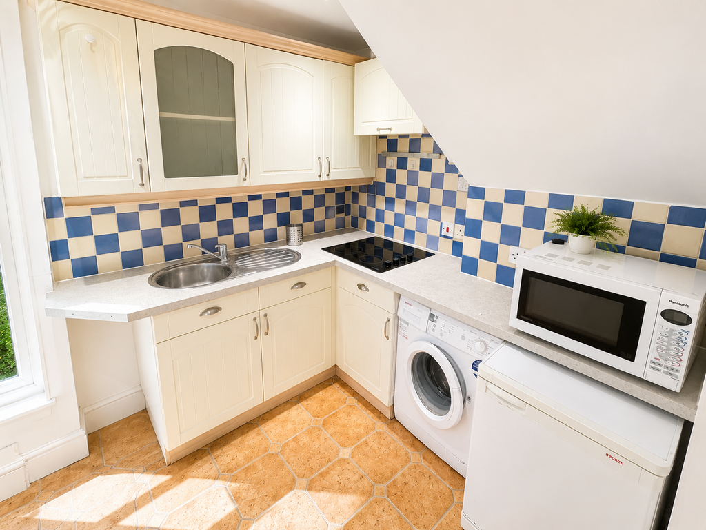 Apartment in London, Brondesbury Park, Mapesbury - View 5