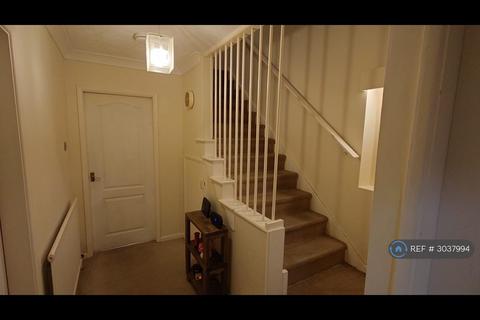 4 bedroom detached house to rent, Bradwell Road, Peterborough, PE3