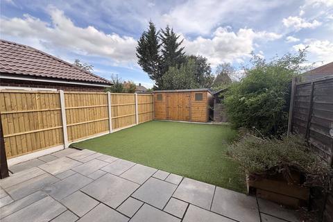3 bedroom terraced house to rent, Bateson Way, Woking, Surrey, GU21