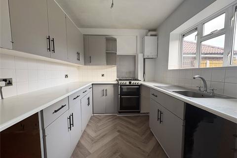 3 bedroom terraced house to rent, Bateson Way, Woking, Surrey, GU21