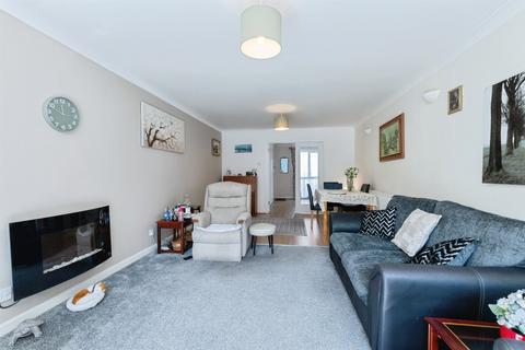 2 bedroom ground floor flat for sale, Richmond Park Road, Bournemouth
