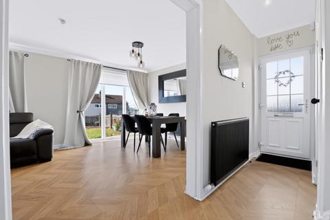 3 bedroom semi-detached house for sale, Perth Crescent, Mountblow