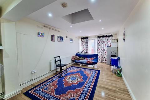 2 bedroom terraced house for sale, Sumner Road, Croydon