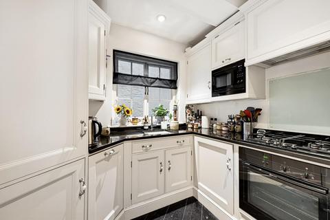 undefined, Amazing Raised Ground Floor - Montagu Square, Marylebone W1H