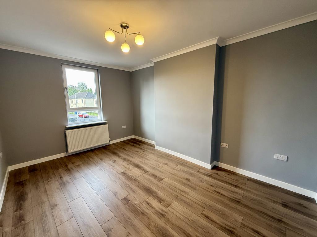 Apartment in Glasgow - View 3